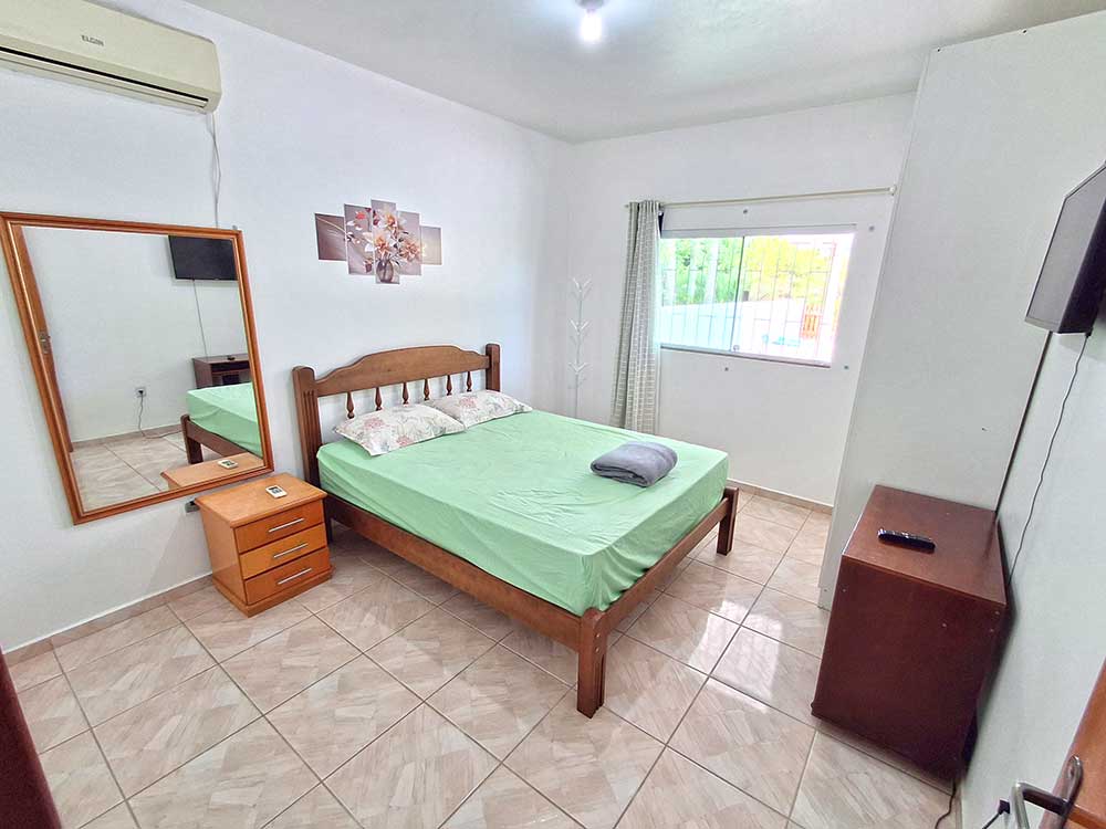 Dormit&oacute;rio 03