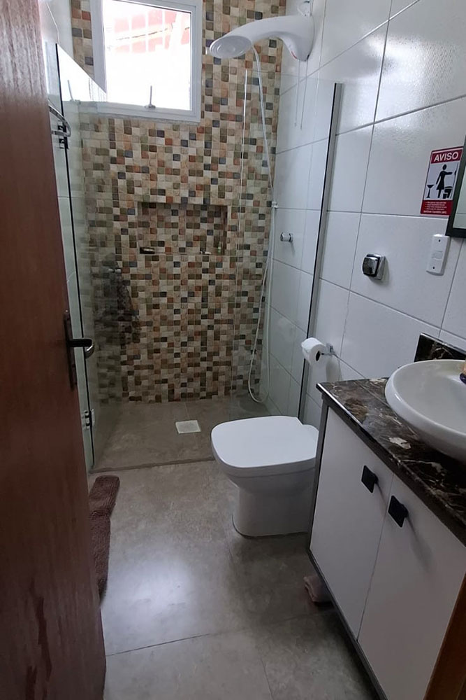 Banheiro social (térreo)